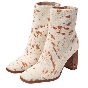 Sam Edelman Osten Ivory/Natural Stacked Heel Almond Toe Fashion Ankle Booties